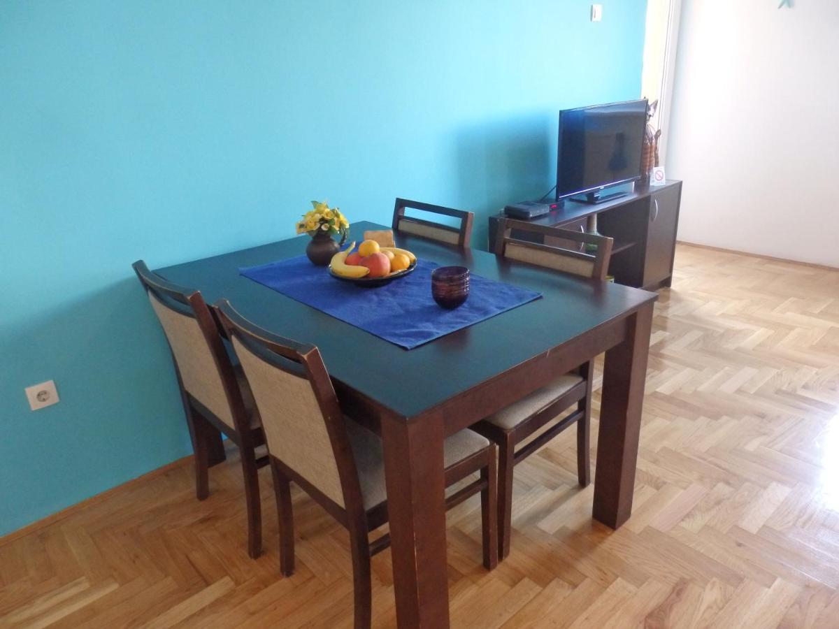 Apartment Erika 2 Нови-Сад Экстерьер фото