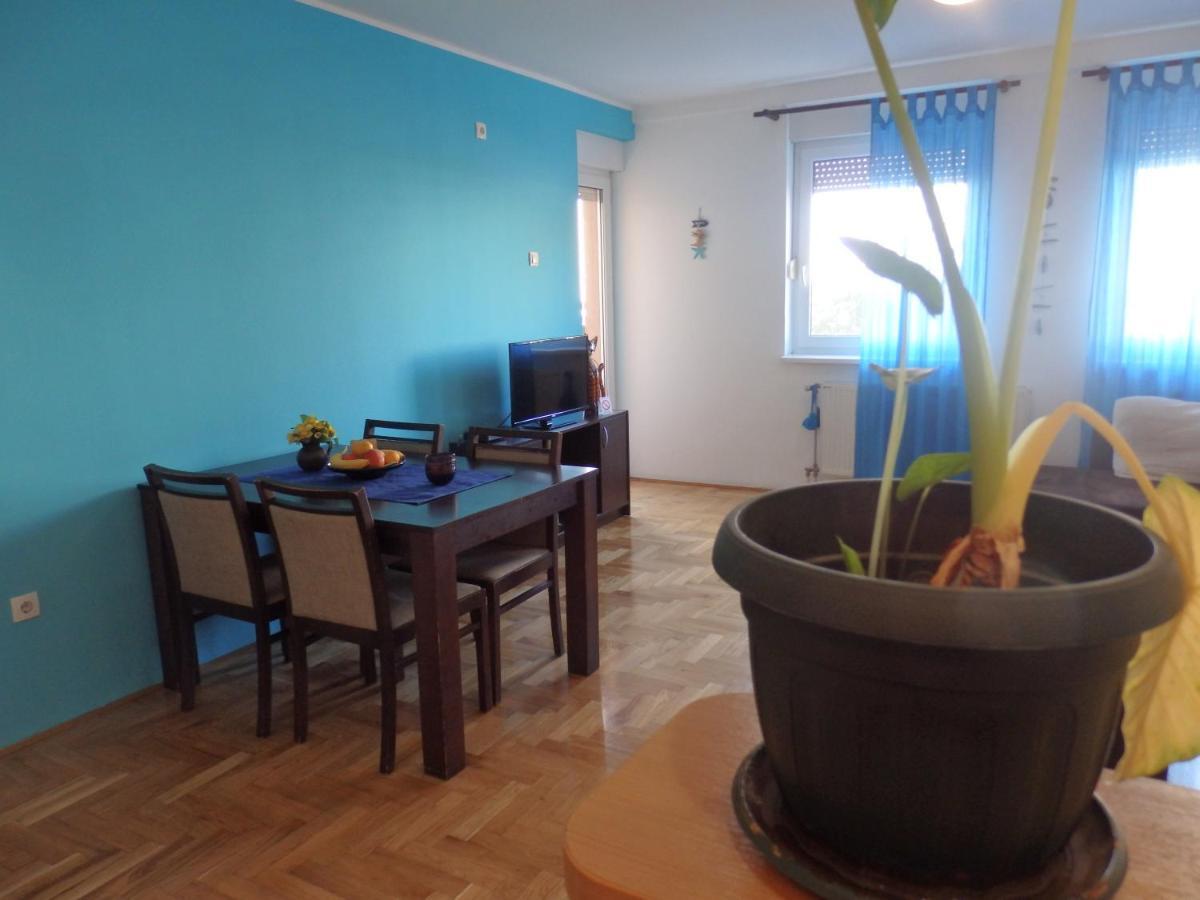 Apartment Erika 2 Нови-Сад Экстерьер фото