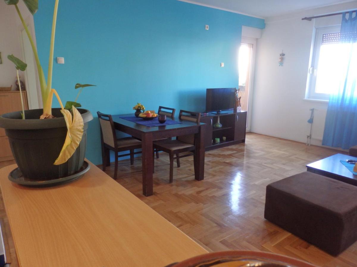 Apartment Erika 2 Нови-Сад Экстерьер фото