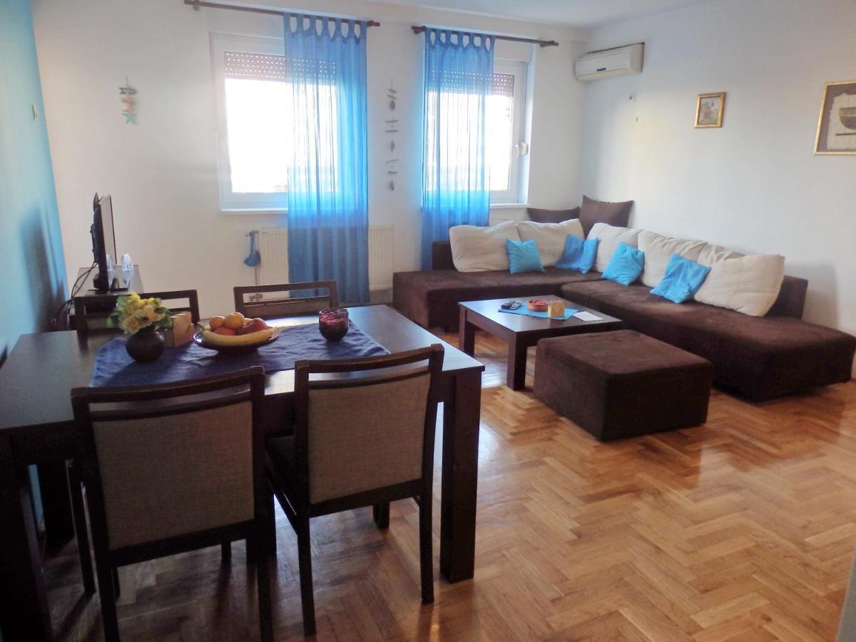 Apartment Erika 2 Нови-Сад Экстерьер фото